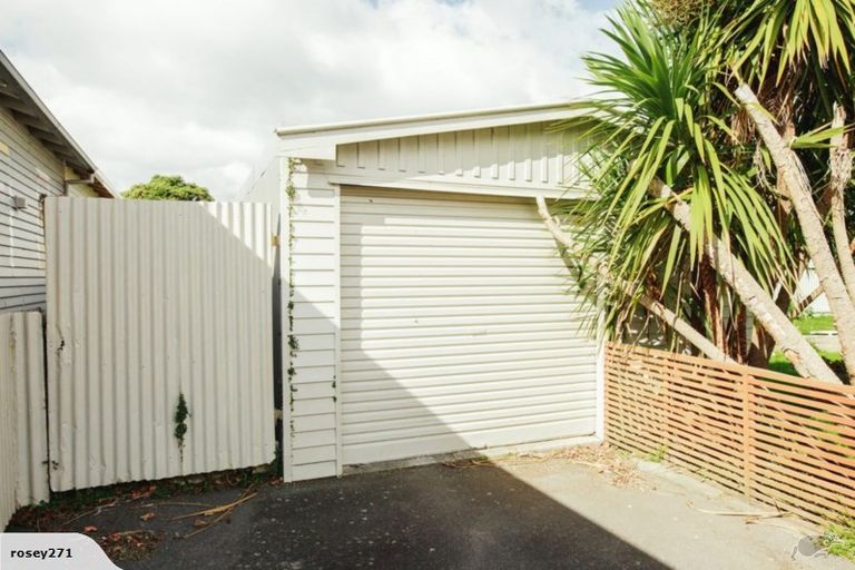 Photo of property in 33 Kiwi Street, Alicetown, Lower Hutt, 5010