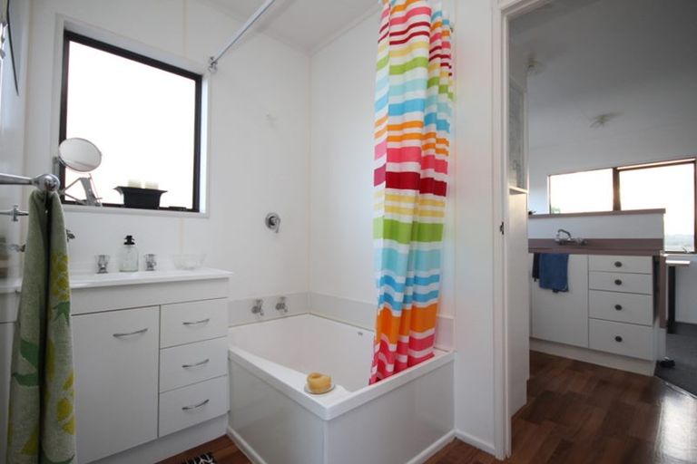 Photo of property in 266b Seaforth Road, Waihi Beach, 3611