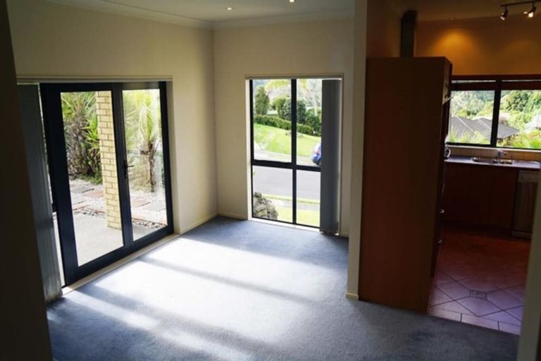 Photo of property in 23 Roberta Crescent, Orewa, 0931