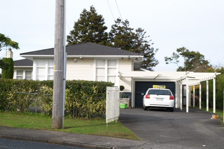 Photo of property in 60 Alexander Street, Cockle Bay, Auckland, 2014