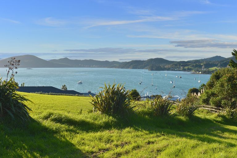 Photo of property in 18a Reotahi Road, Whangarei Heads, Whangarei, 0174