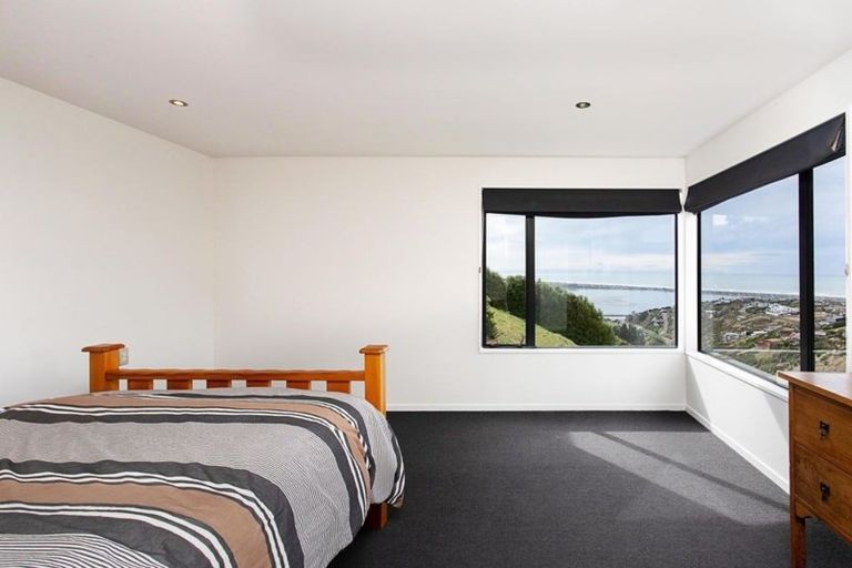 Photo of property in 17 Law Lane, Mount Pleasant, Christchurch, 8081