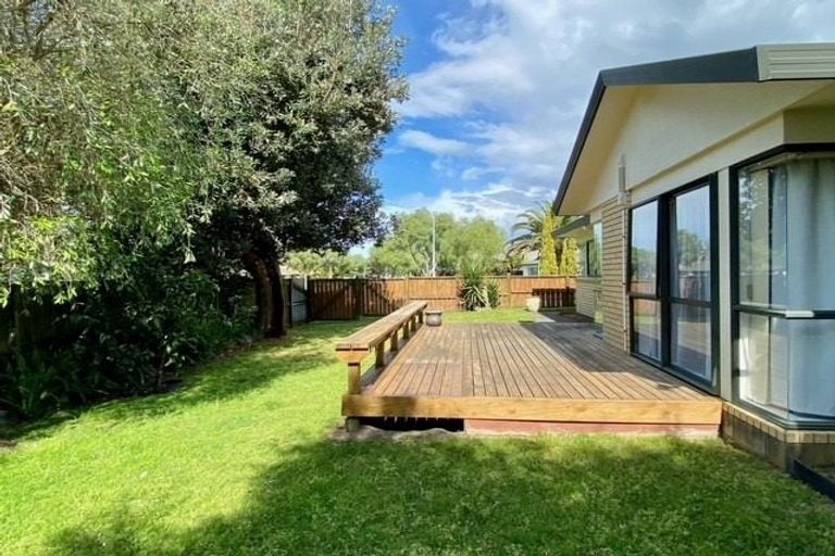 Photo of property in 43 Athena Grove, Papamoa Beach, Papamoa, 3118