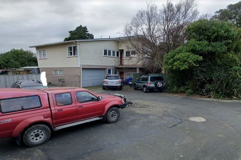 Photo of property in 28 Bracken Street, Petone, Lower Hutt, 5012