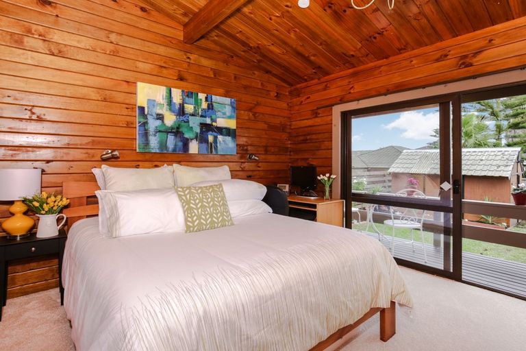 Photo of property in 1/9 Rewa Street, New Lynn, Auckland, 0600