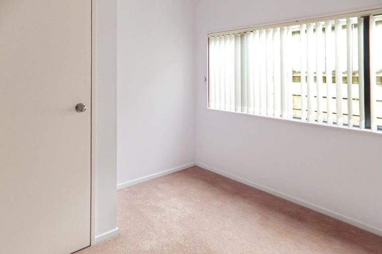 Photo of property in 3a Peter Button Place, Johnsonville, Wellington, 6037