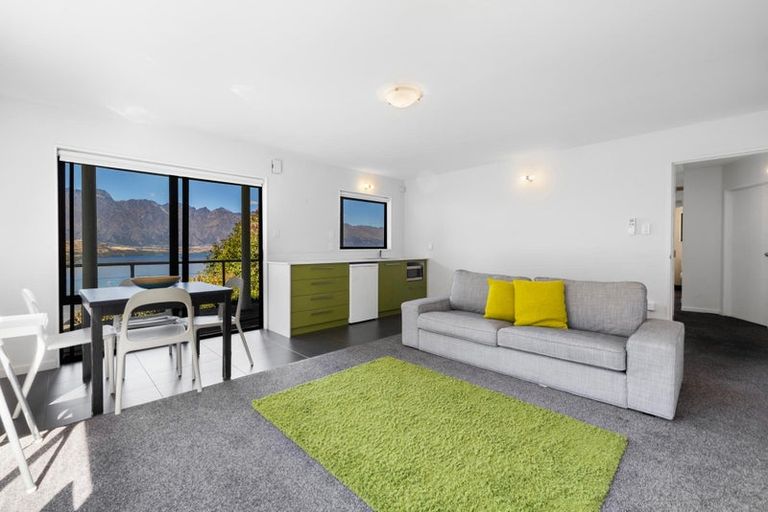 Photo of property in 193 Fernhill Road, Fernhill, Queenstown, 9300