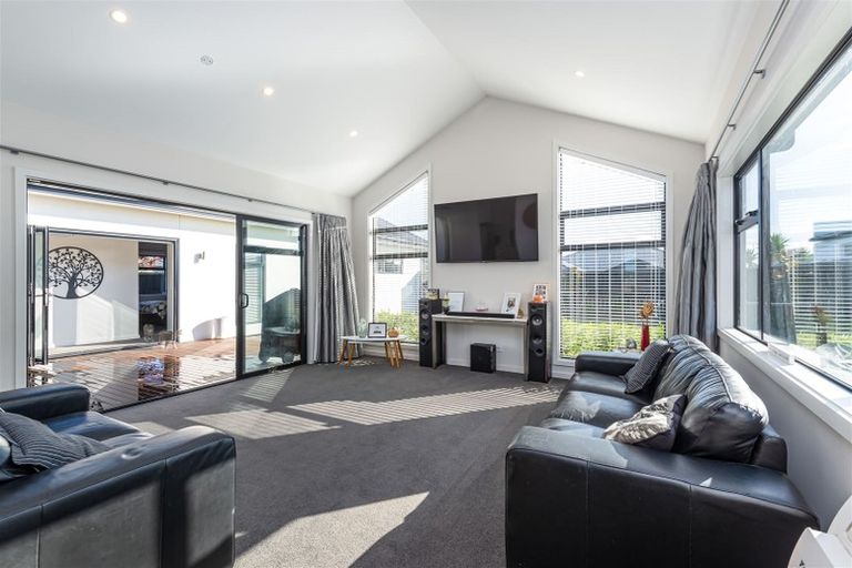 Photo of property in 57 Te Kohanga Drive, Pegasus, 7612