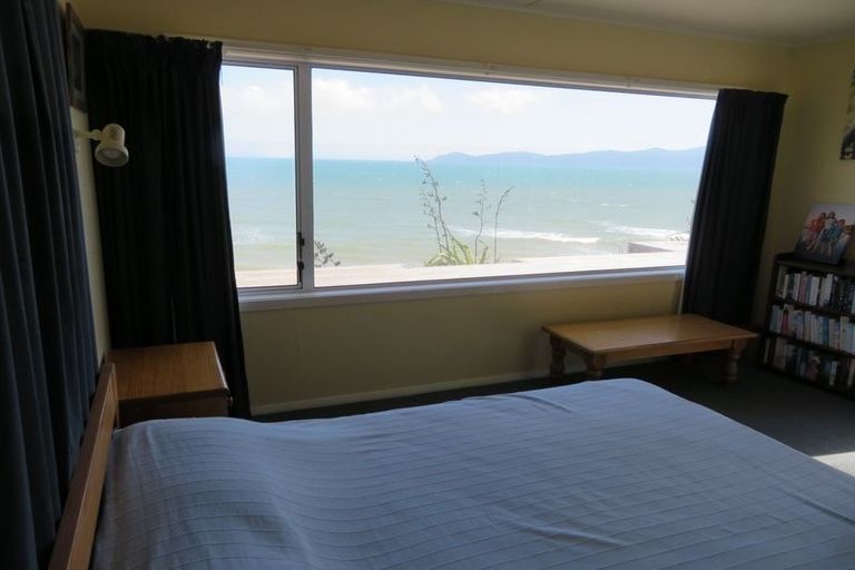 Photo of property in 74 The Esplanade, Raumati South, Paraparaumu, 5032