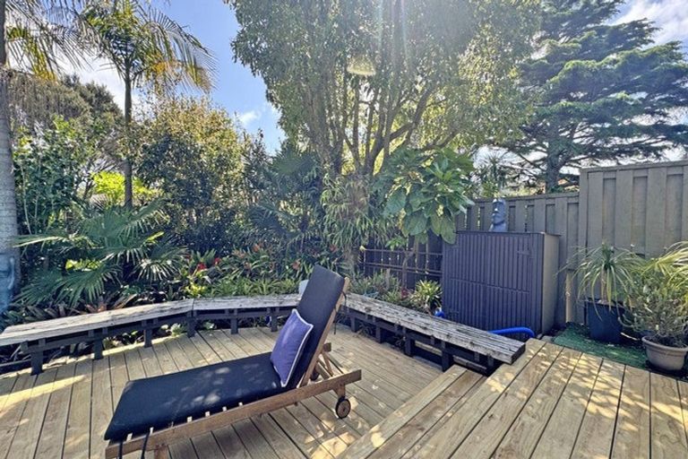 Photo of property in 9 Porritt Avenue, Chatswood, Auckland, 0626