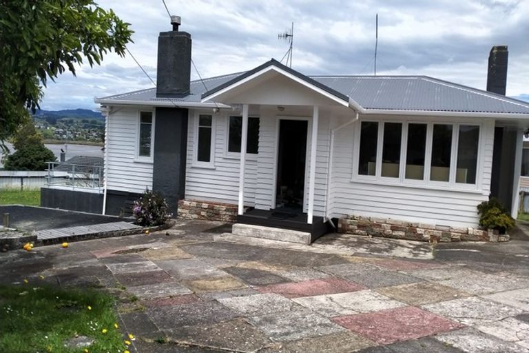 Photo of property in 2 Oxford Street, Parkvale, Tauranga, 3112
