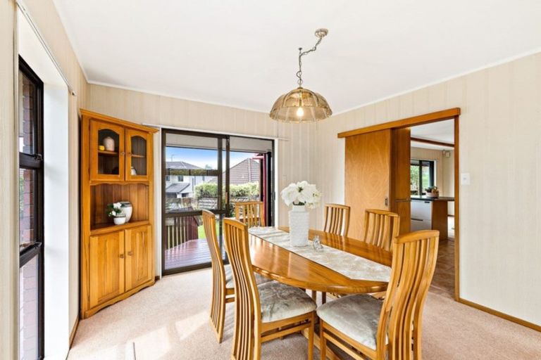 Photo of property in 9 Monet Grove, West Harbour, Auckland, 0618