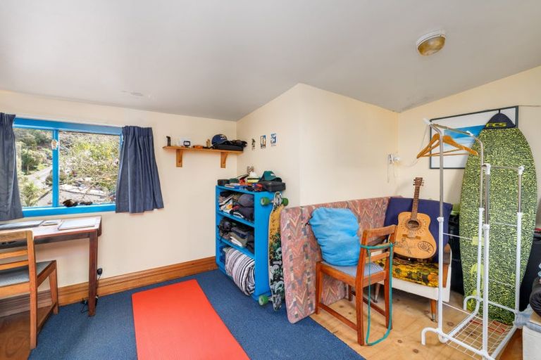 Photo of property in 24 Selwyn Road, Lyttelton, 8082
