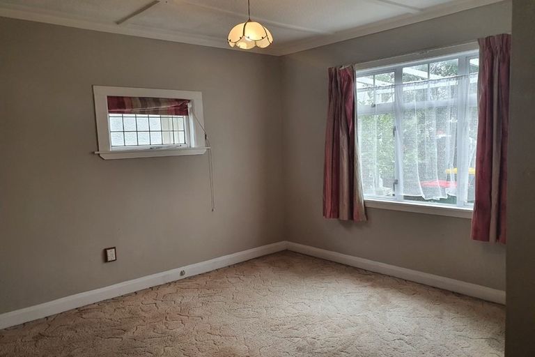 Photo of property in 49 Dorset Avenue, Westown, New Plymouth, 4310