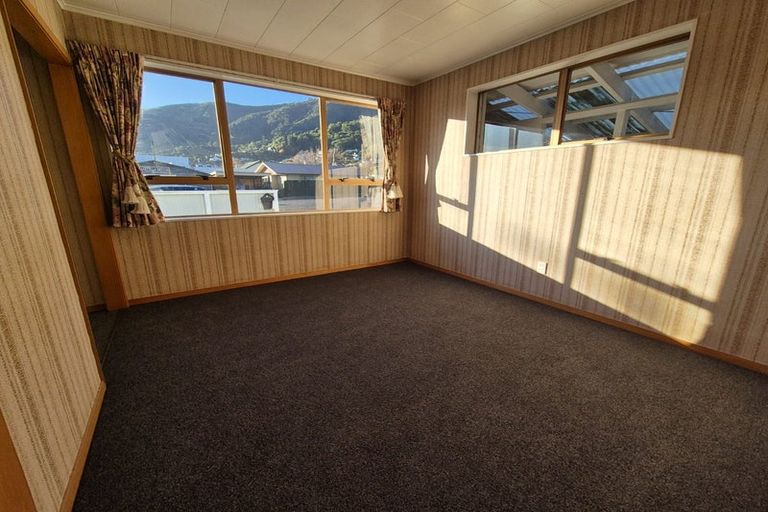 Photo of property in 21b Devon Street, Picton, 7220