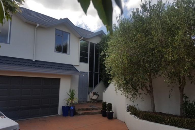 Photo of property in 10 Mariners Way, Whitby, Porirua, 5024