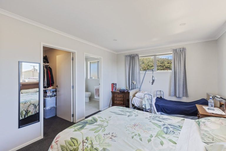 Photo of property in 24c Richmond Street, Waitara, 4320