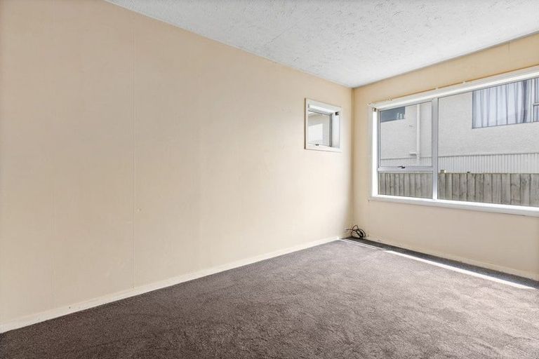 Photo of property in 37 Neill Street, Hornby, Christchurch, 8042