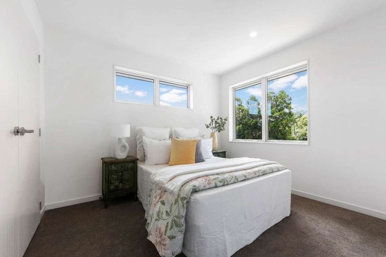 Photo of property in 25 Reserva Crescent, Kumeu, 0810