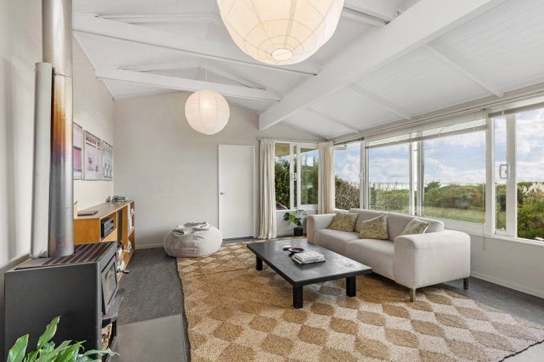 Photo of property in 131 Riria Kereopa Memorial Drive, Raglan, 3297