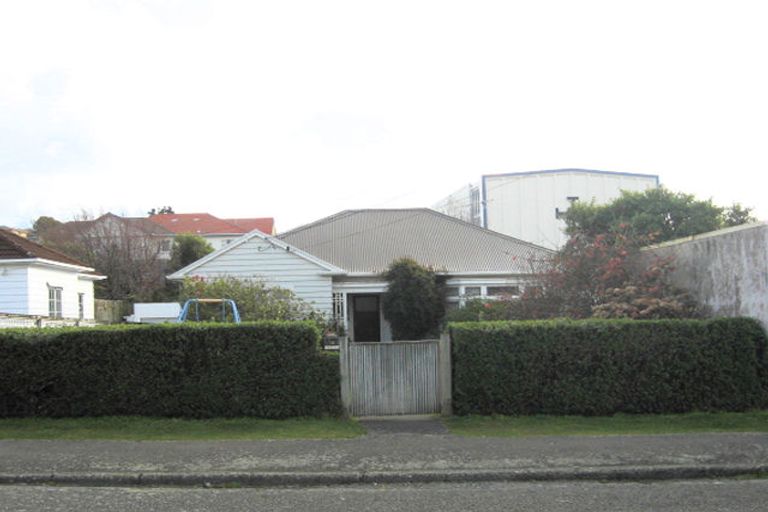 Photo of property in 2 Monaghan Avenue, Karori, Wellington, 6012