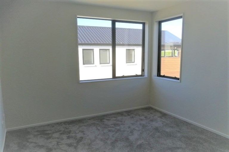 Photo of property in 14 Seafarer Crescent, Stanmore Bay, Whangaparaoa, 0932