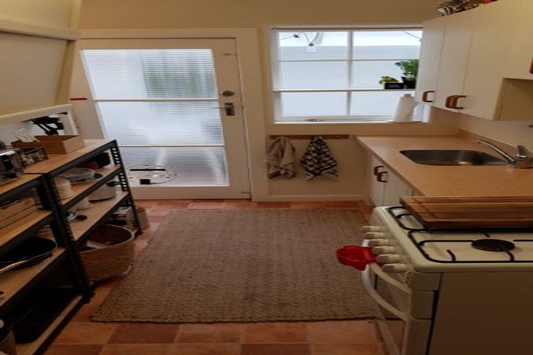 Photo of property in 6 Bulwer Street, Devonport, Auckland, 0624