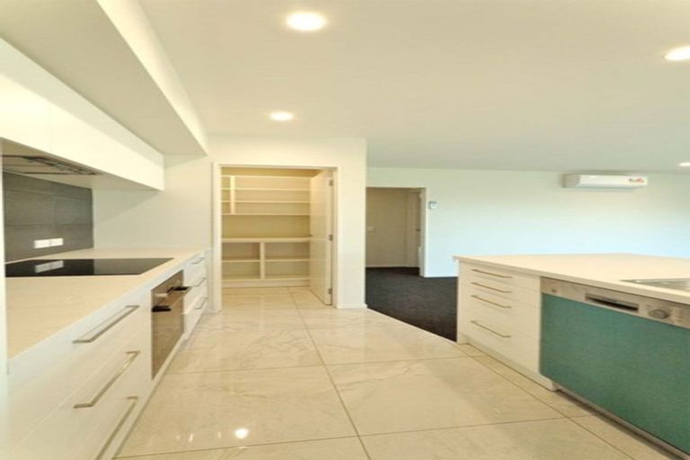 Photo of property in 10 Keeper Close, Woodend, 7610