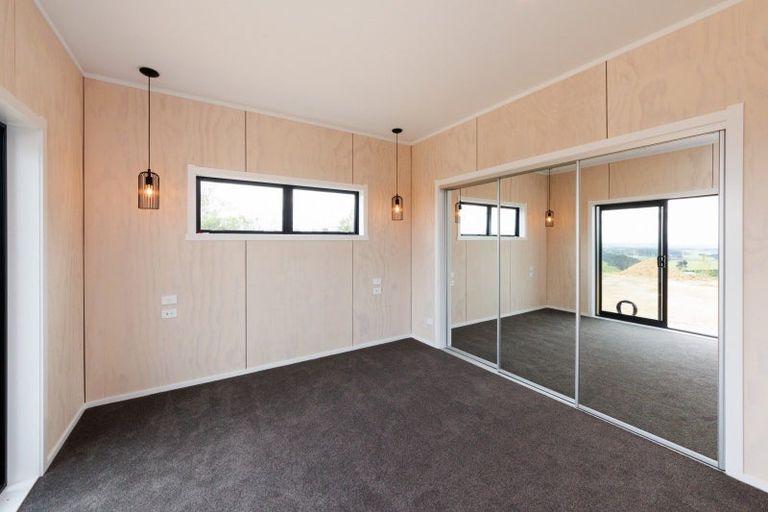 Photo of property in 323 Ngahere Park Road, Turitea, Palmerston North, 4472