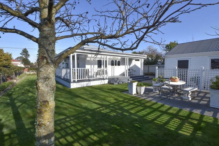 Photo of property in 12 Rhodes Street, Carterton, 5713