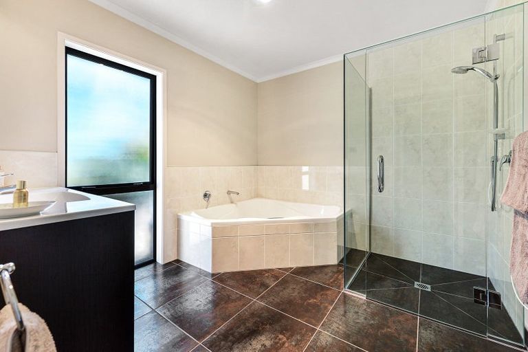 Photo of property in 30 Lake Road, Ohaupo, 3883