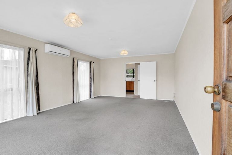 Photo of property in 984h Tremaine Avenue, Roslyn, Palmerston North, 4414