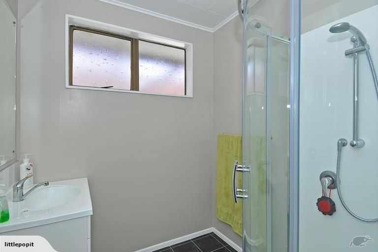 Photo of property in 9a Crystal Grove, Birchville, Upper Hutt, 5018