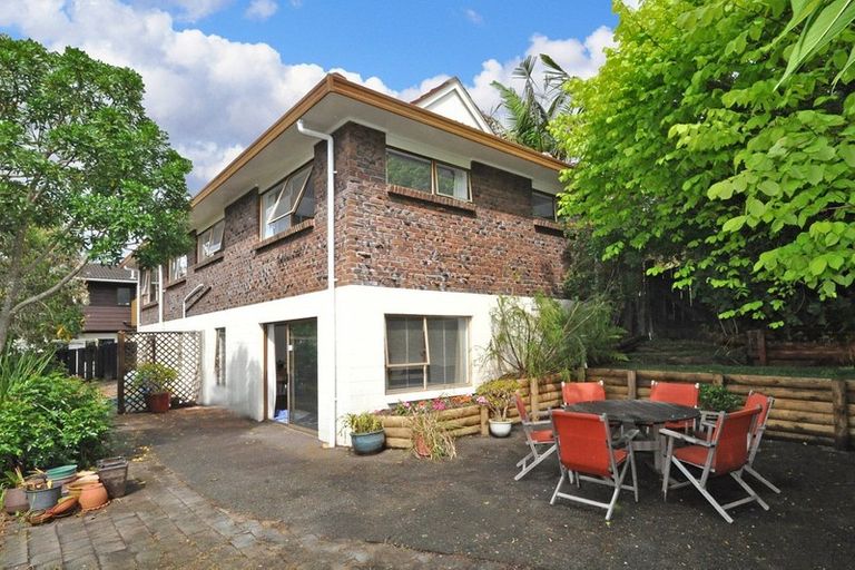 Photo of property in 3 Kegworth Place, Browns Bay, Auckland, 0630