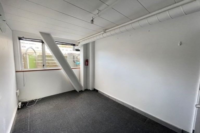 Photo of property in Qba Apartments, 1q/51 Webb Street, Mount Cook, Wellington, 6011