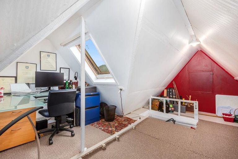 Photo of property in Glendaruel, 316 Karori Road, Karori, Wellington, 6012