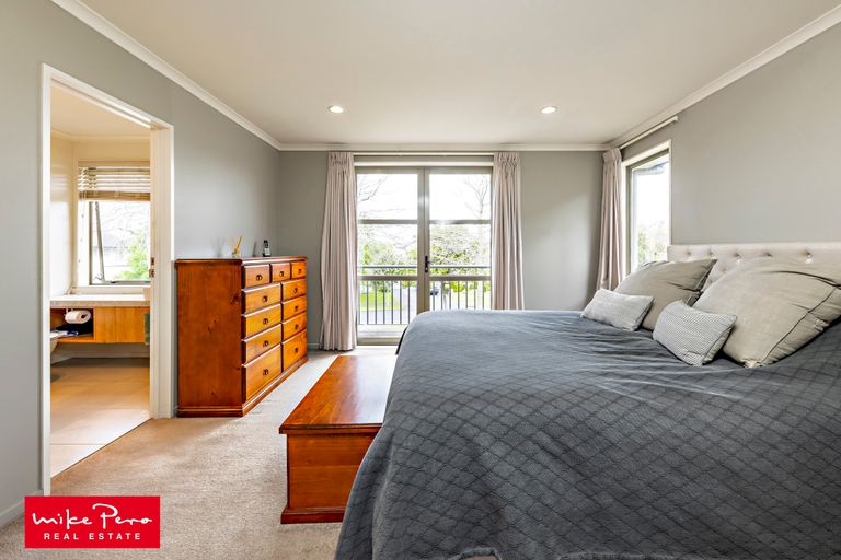 Photo of property in 47 Bruce Pulman Drive, Takanini, 2112