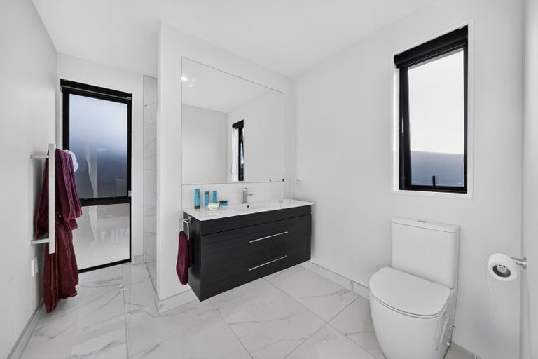 Photo of property in 39 Croydon Street, Woodend, 7610