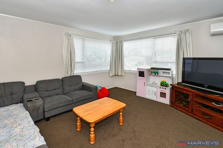 Photo of property in 1/34 Park Estate Road, Rosehill, Papakura, 2113