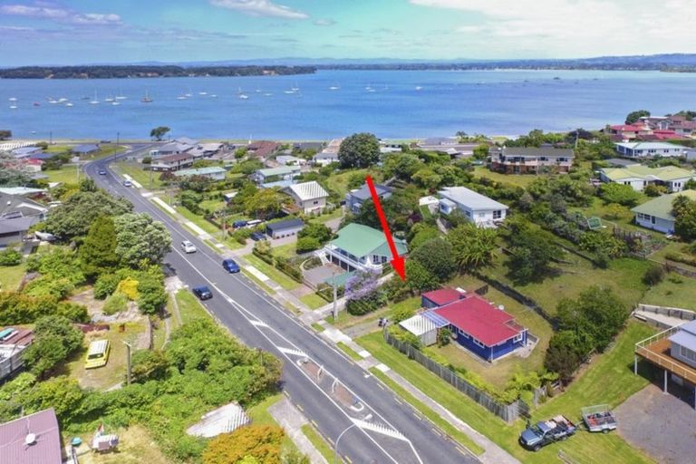 Photo of property in 21 Omokoroa Road, Omokoroa, 3114