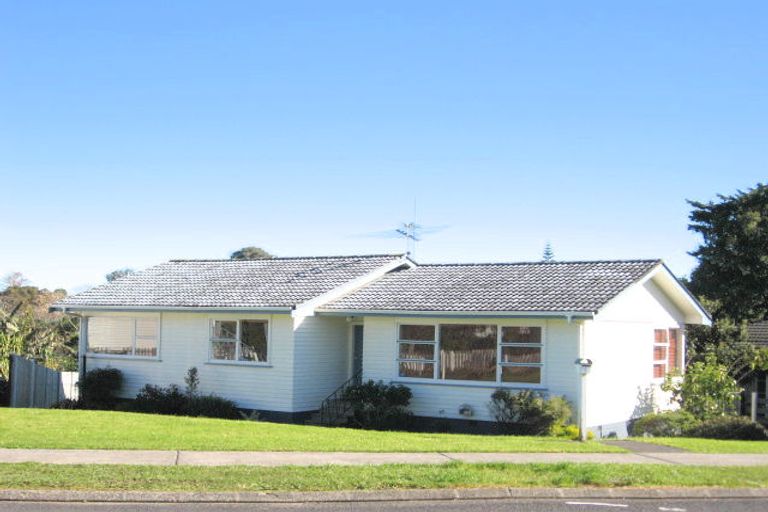 Photo of property in 7 Hobart Crescent, Wattle Downs, Auckland, 2103