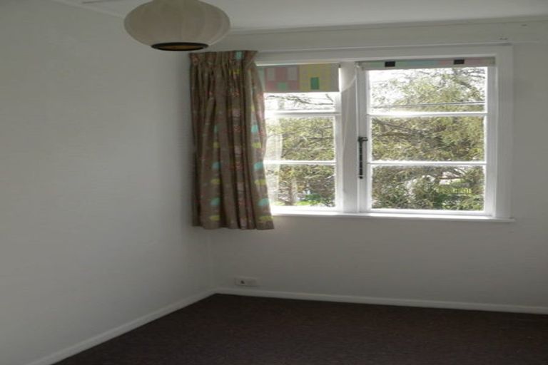 Photo of property in 140 Epuni Street, Epuni, Lower Hutt, 5011