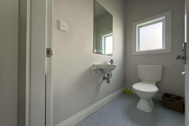 Photo of property in 28 Donald Mclean Street, Newtown, Wellington, 6021