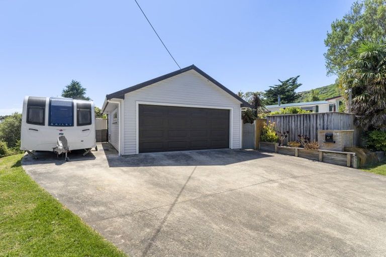 Photo of property in 87 Leinster Avenue, Raumati South, Paraparaumu, 5032