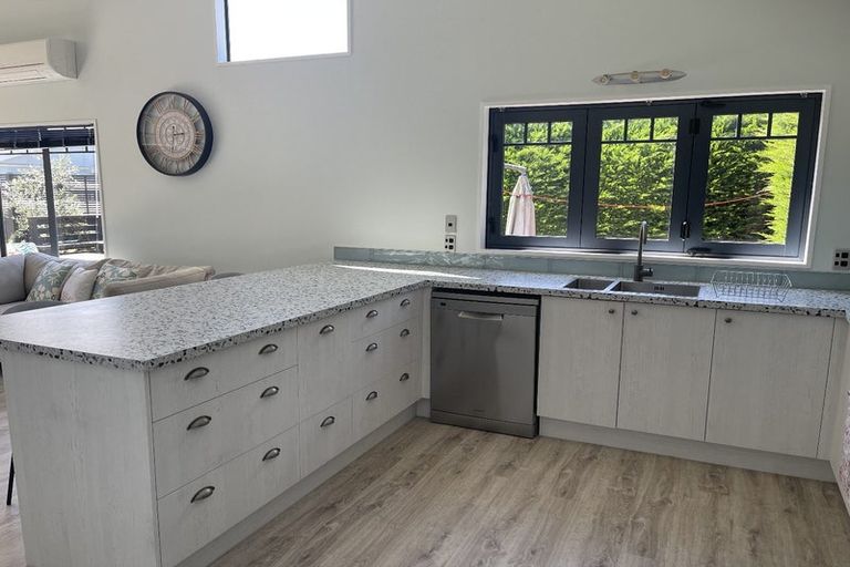 Photo of property in 16 Beach Crescent, Waikuku Beach, 7473