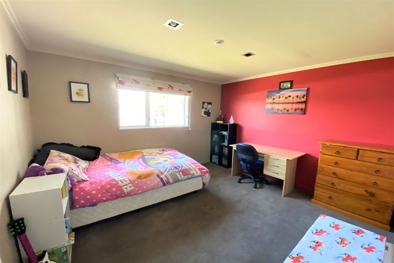 Photo of property in 6 Solway Place, Mosgiel, 9024