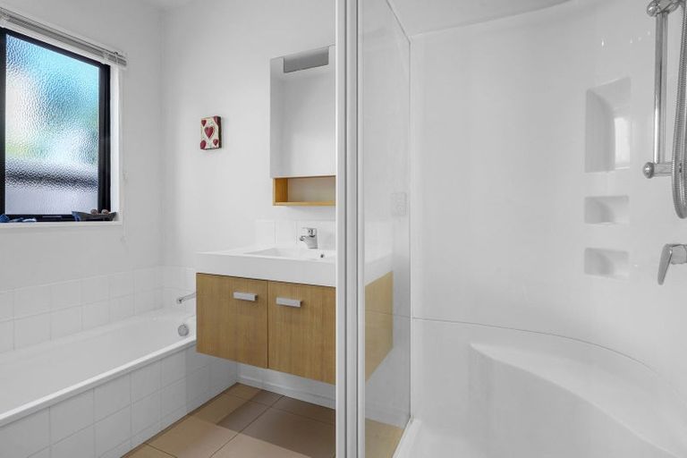 Photo of property in 56 Oakwood Drive, Rangiora, 7400