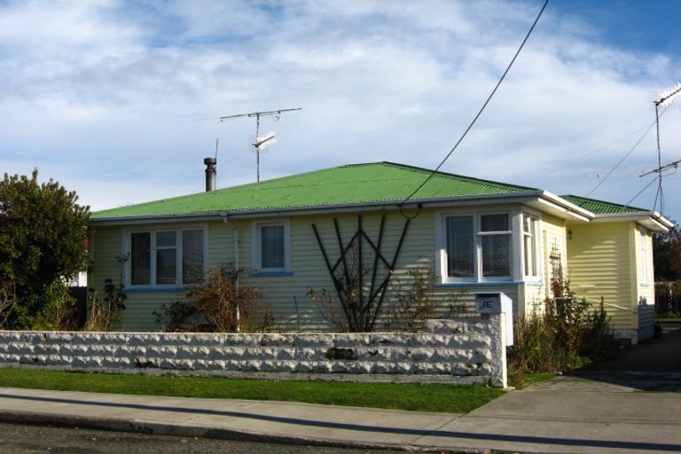 Photo of property in 12 Fraser Street, Waikiwi, Invercargill, 9810