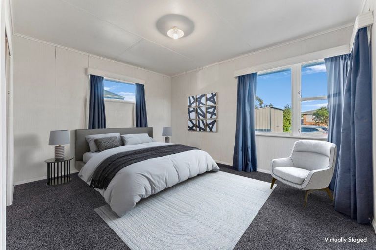 Photo of property in 2 Keith Elliott Street, Feilding, 4702