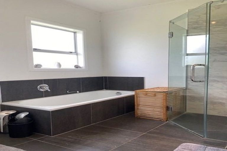 Photo of property in 2 Villers Street, Bay View, Napier, 4104